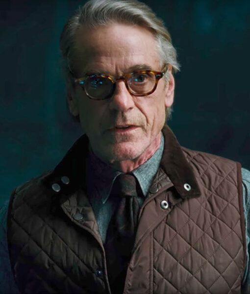 Jeremy Irons Justice League Alfred Vest3