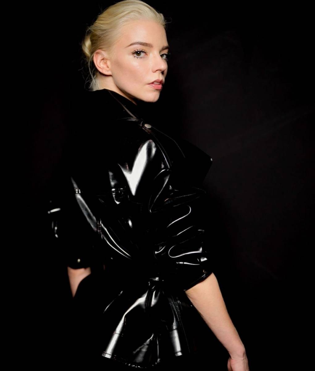 Anya Taylor-Joy Black Leather Jacket (2)
