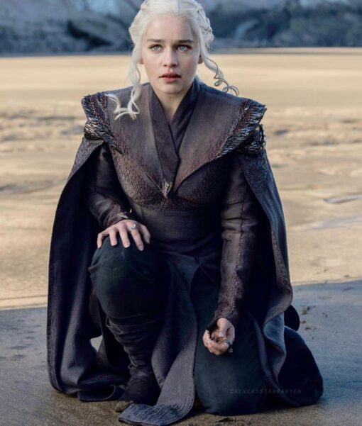 Emilia Clarke Game Of Throne (Daenerys Targaryen) Black Cloak