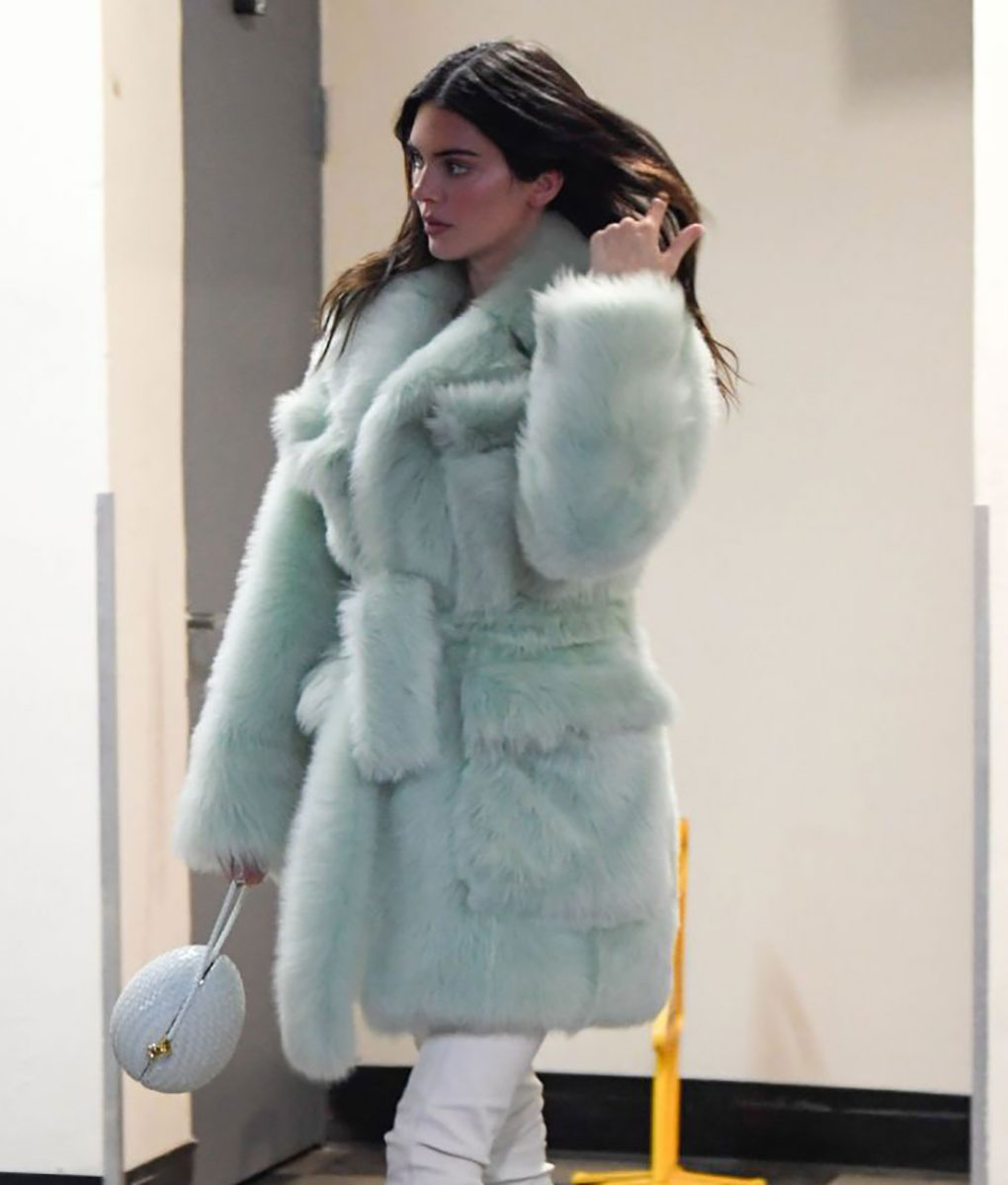 Kendall Jenner Mint Green Fur Coat (1)