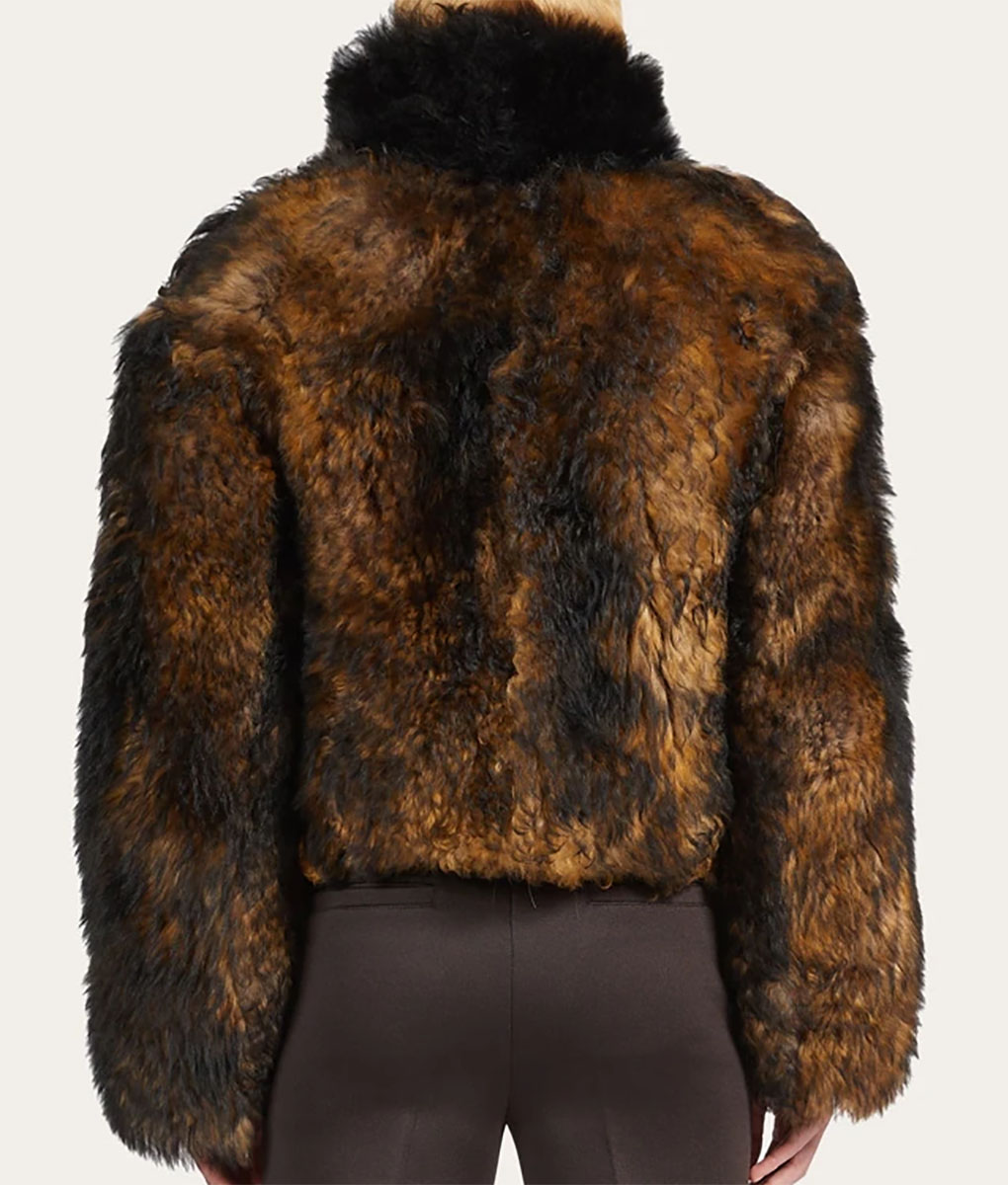 Hailey Bieber Brown Fur Jacket (6)
