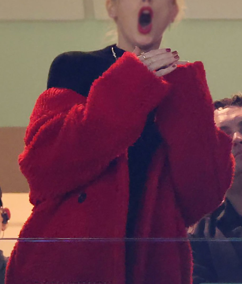 Taylor Swift Red Shearling Coat (2)