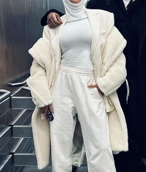 Beyoncé White Long Fur Coat-5
