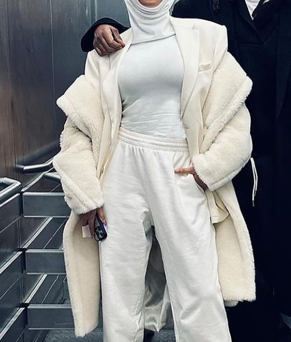 Beyoncé White Fur Coat (2)