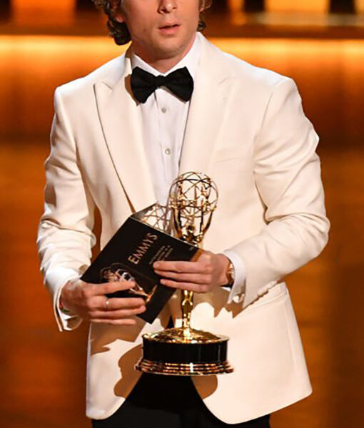 Jeremy Allen White 75th Creative Arts Emmys Awards White Blazer-6