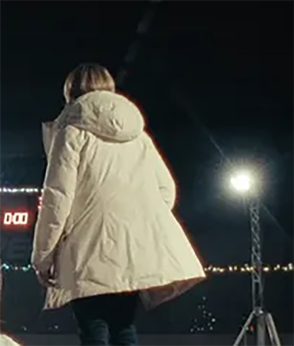 Jodie Foster True Detective White Hooded Coat (3)