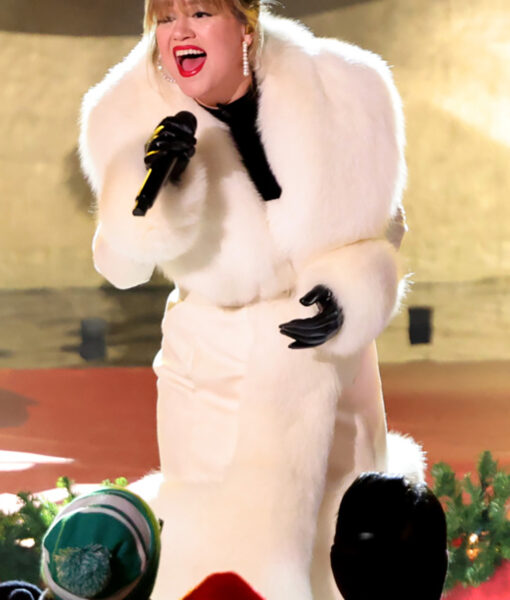 Kelly Clarkson Rockefeller Christmas Tree White Fur Coat