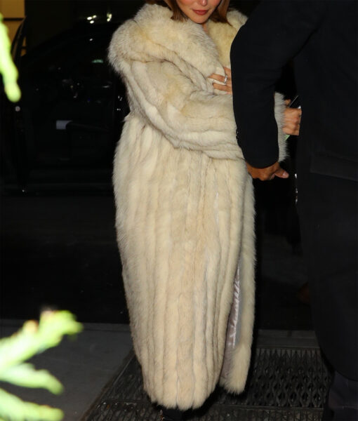Olivia Jade SNL White Fur Coat-3