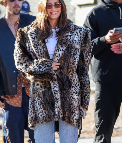 Hailey Bieber Super Bowl LVIII Cheetah Pattern Fur Coat-1