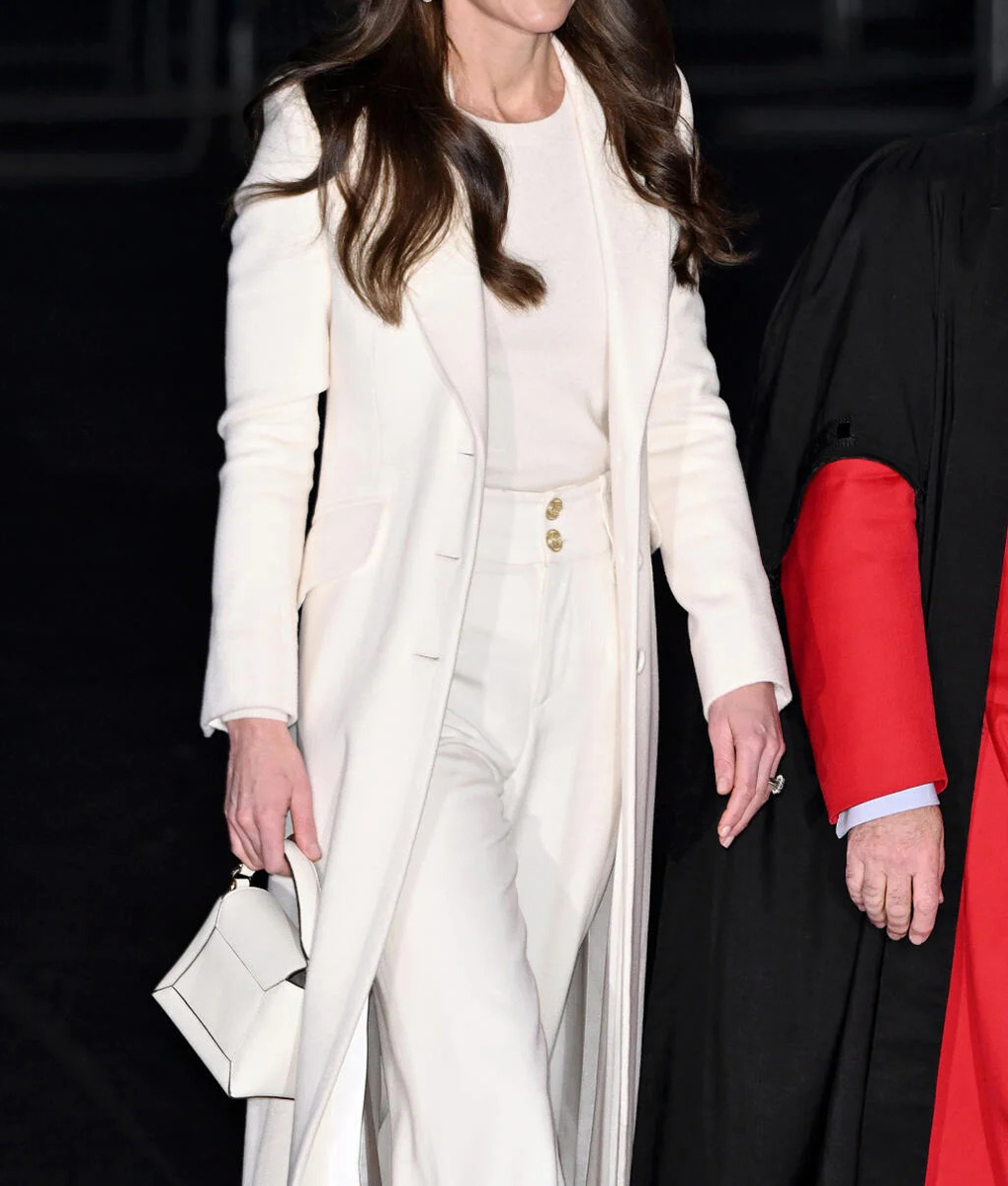 Kate Middleton Christmas Carol Service White Coat
