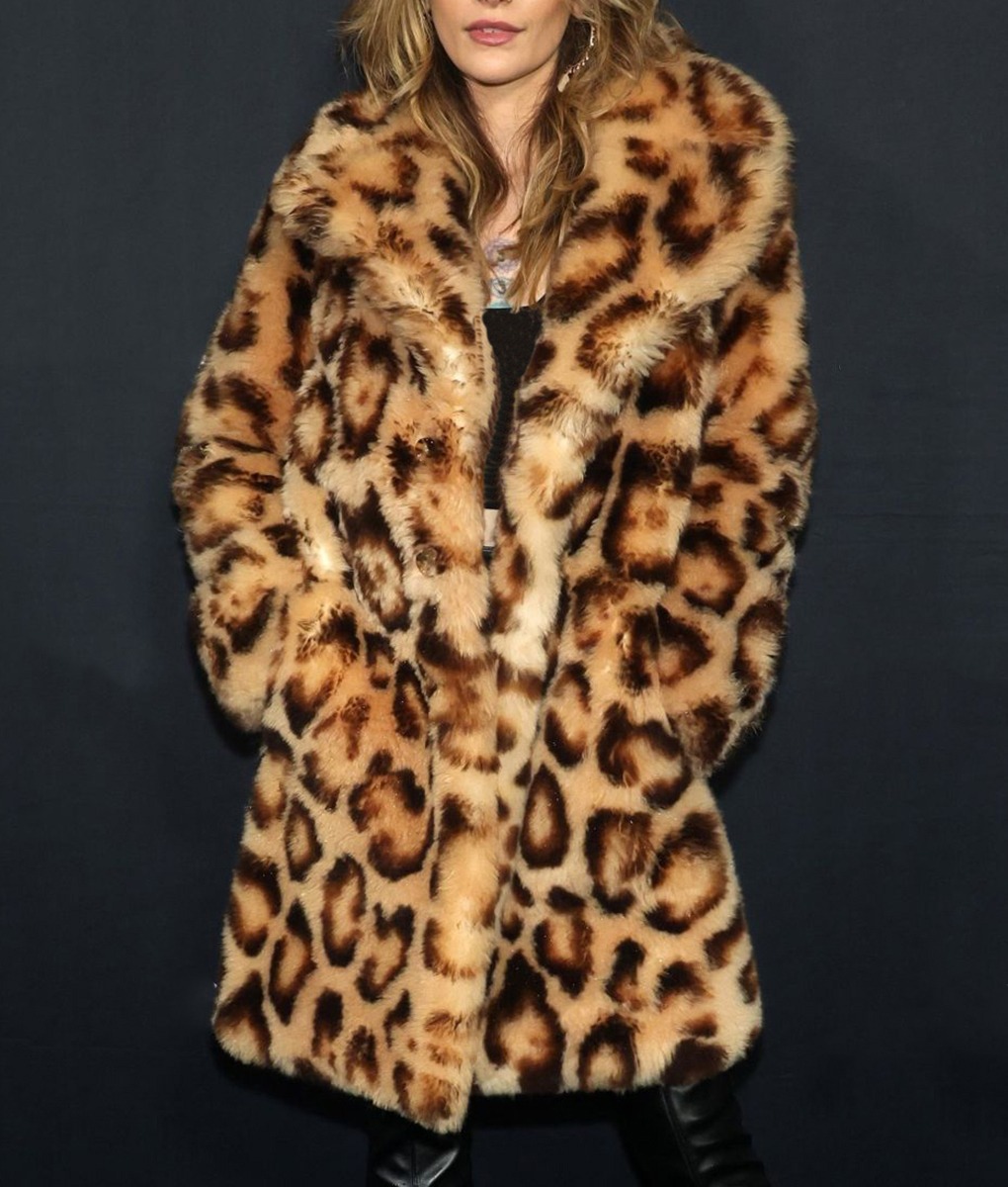 Paris Jackson Grammy Awards Leopard Fur Coat (1)