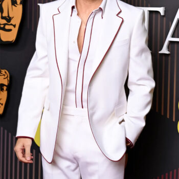 Ryan Gosling BAFTA Film Awards White Suit-4