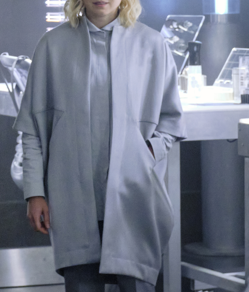 Alison Pill Star Trek Picard Gray Coat (1)