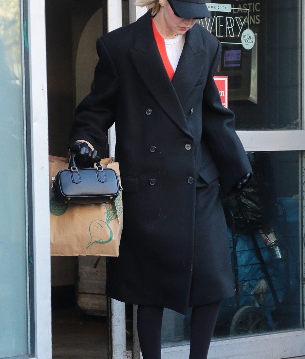 Gigi Hadid spotted shopping at Whole Foods in SoHo, NYC