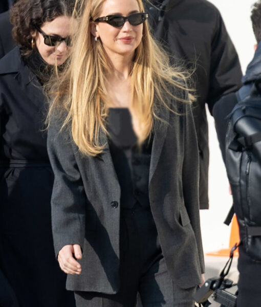 Jennifer Lawrence Fashion Show Charcoal Black Suit-3
