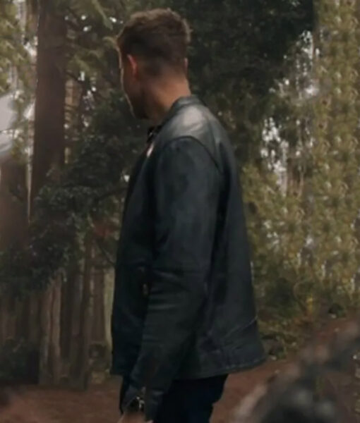 Justin Hartley Tracker (Colter Shaw) Black Leather Jacket-4