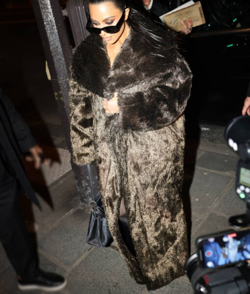 Kim Kardashian Fashion Week Brown Fur Coat-3