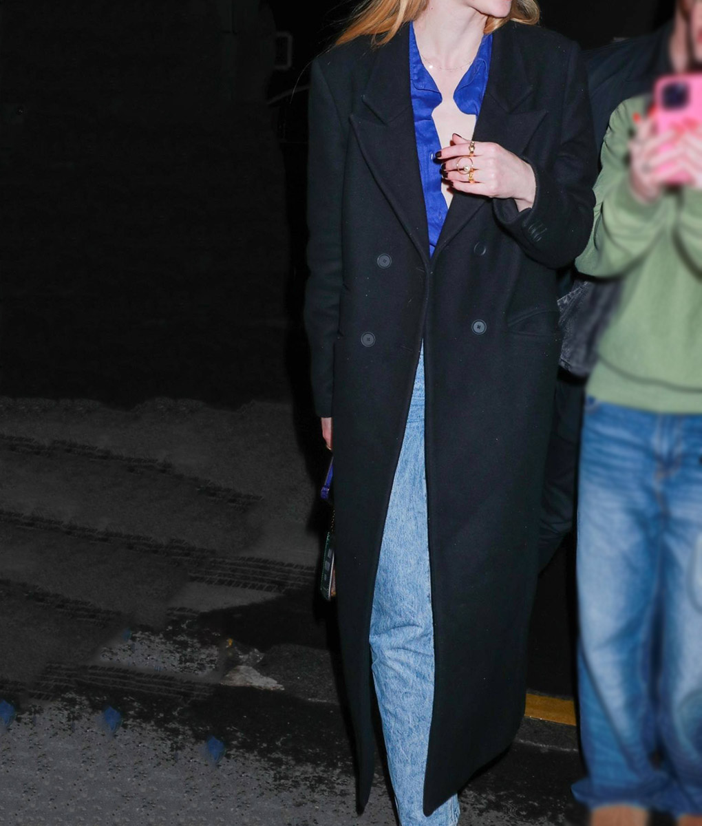 Sophie Turner Long Black Coat (2)
