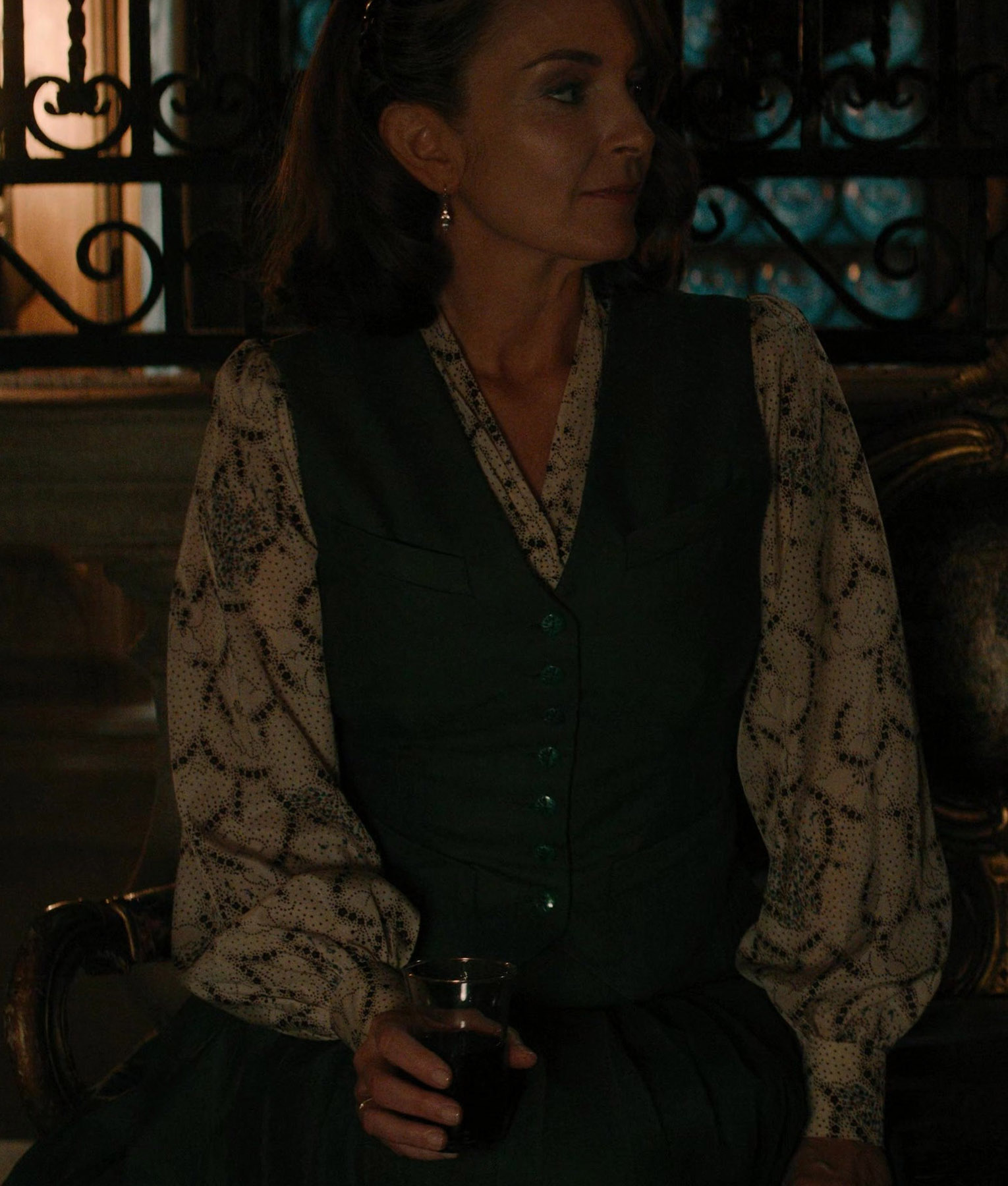 Tina Fey A Haunting in Venice Green Vest (4)