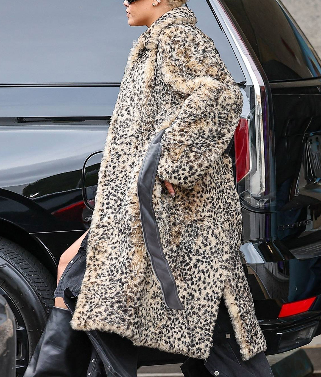 Rihanna Leopard Fur Coat (2)